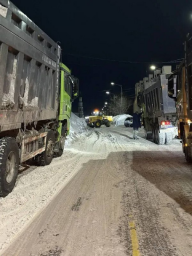 Работы по расчистке улиц продолжаются в Петропавловске-Камчатском 6