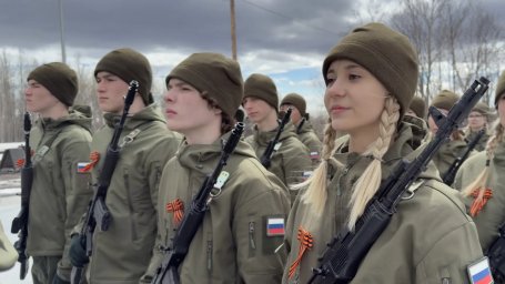 Торжественным митингом отметили 81-ю годовщину Победы в центре ВОИН на Камчатке 8