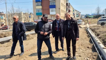 Евгений Беляев сообщил о старте работ по благоустройству Мишенного-3 в Петропавловске-Камчатском Евгений Беляев сообщил о старте работ по благоустройству Мишенного-3 в Петропавловске-Камчатском