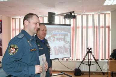 Камчатской специализированной пожарно-спасательной части МЧС России исполнилось 33 года 6