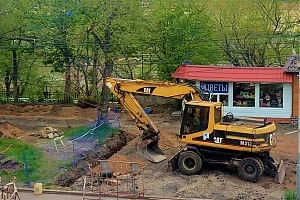 В столице Камчатки продолжаются работы по благоустройству Аллеи флота В столице Камчатки продолжаются работы по благоустройству Аллеи флота
