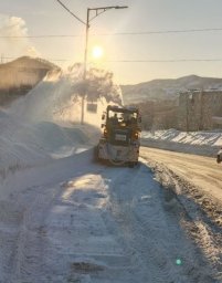 Борьба со снегом продолжается в Петропавловске-Камчатском 2