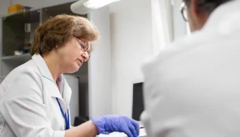 Контролировать состояние и не передать вирус другим: несколько основных правил