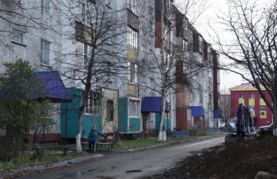 Продолжается благоустройство придомовых территорий в Елизовском районе Камчатки 3 Продолжается благоустройство придомовых территорий в Елизовском районе Камчатки 3