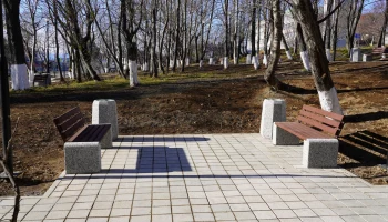 Еще один сквер открыт для посещения после благоустройства на Камчатке Еще один сквер открыт для посещения после благоустройства на Камчатке