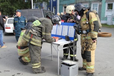 Возгорание в сценическом комплексе и пятеро пострадавших: пожарно-тактические учения прошли в Камчатском театре кукол 1
