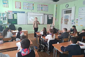 Четвероклассники краевого центра встретились с сотрудниками Кроноцкого заповедника на Камчатке