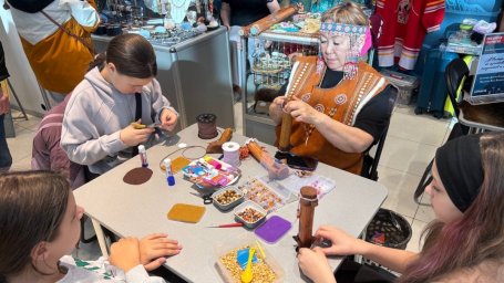 13 муниципальных образований региона представили свои экспозиции на выставке &laquo;Сказочная Камчатка&raquo; 1