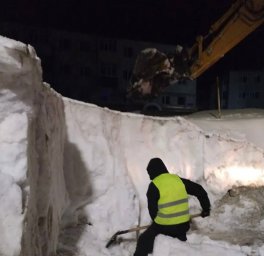 Продолжается круглосуточная расчистка улиц Петропавловска-Камчатского 1
