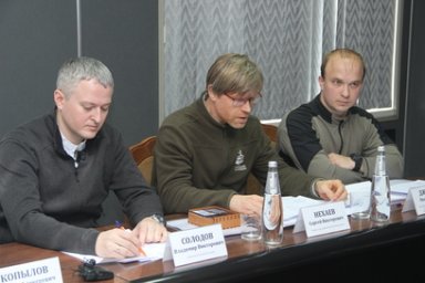 Владимир Солодов и Денис Пушилин обсудили планы помощи Камчатки подшефным территориям региона в ДНР 4