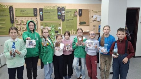 Подарили новогоднее настроение родным и близким юннаты на Камчатке 3