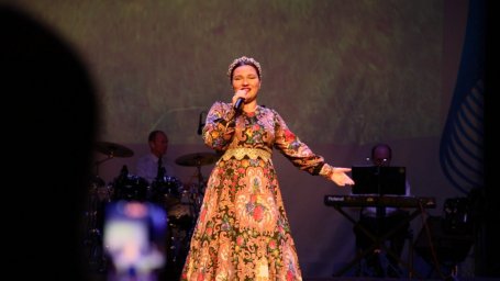 Коллектив кадрового центра &laquo;Работа России&raquo; поздравили с 35-летием службы занятости на Камчатке 1