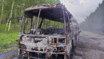 Правоохранительные органы проверят причины возгорания пассажирского автобуса на Камчатке
