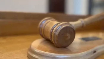 Точку в споре арендодателя и арендатора гаража поставил суд на Камчатке