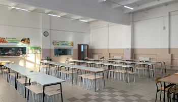 Хлеб с добавкой из насекомых предложили учащимся в школьной столовой на Камчатке