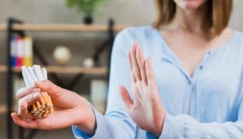 Отказ от курения сохранит ткани пародонта и зубы