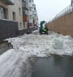 Техника работает круглосуточно на улицах Петропавловска-Камчатского 2