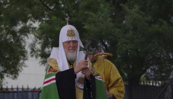 Патриарх Кирилл освятил закладной камень в основание храма святого благоверного князя Димитрия Донского