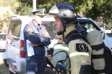 Возгорание в сценическом комплексе и пятеро пострадавших: пожарно-тактические учения прошли в Камчатском театре кукол 12
