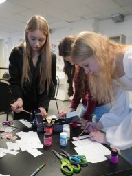 День добровольца и пятилетие волонтерского корпуса отметили в Молодежном центре на Камчатке 4