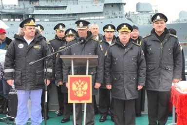 На Камчатке торжественно встретили моряков подводного ракетоносца «Новосибирск» 12
