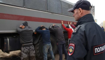 Производство фальшивых квитанций об оплате трудовых патентов пресекли силовики на Камчатке Производство фальшивых квитанций об оплате трудовых патентов пресекли силовики на Камчатке