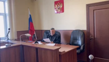 Лишилась водительских прав из-за перелома ноги у пешехода автоледи на Камчатке