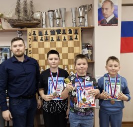 Муниципальный этап Всероссийских соревнований по шахматам «Белая ладья» среди учащихся завершился в Петропавловске-Камчатском 3