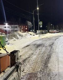 Техника выполняет очистку магистралей, внутриквартальных проездов, придомовых территорий и тротуаров в Петропавловске-Камчатском 0