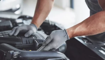 На большую сумму &laquo;попал&raquo; предприниматель за некачественный ремонт двигателя на Камчатке