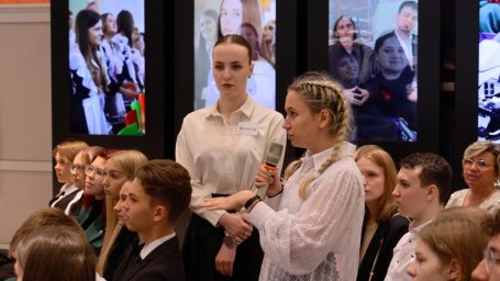 С выпускниками–медалистами встретился губернатор Камчатки 5