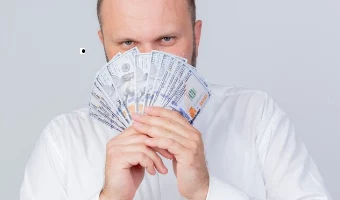Завершено расследование дела об эксперте по аккредитации, получавшем взятки, на Камчатке