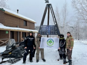 Специальные сани к снегоходам приобрел заповедник при поддержке благотворительного фонда на Камчатке 1