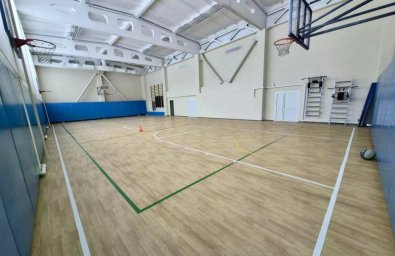 Завершён капитальный ремонт спортивного зала в Пионерской средней школе им. М. А. Евсюковой на Камчатке 1