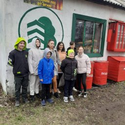 Экскурсию для школьников организовали сотрудники лесопожарной станции Камчатки 2