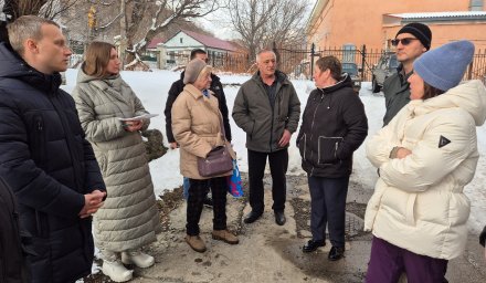 Евгений Беляев провел встречу с жителями дома 67 по улице Ленинской в Петропавловске-Камчатском 0