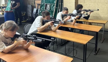 Сильнейших стрелков среди студентов определили на Камчатке