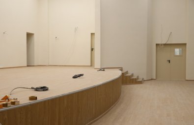 Близится к завершению строительство нового учебного корпуса в Елизовской средней школе № 1 на Камчатке 5