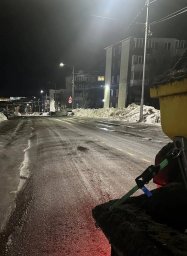 Работы по зимнему содержанию дорог продолжались в ночную смену в Петропавловске-Камчатском 15