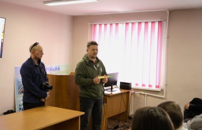 Инспектор из Госавтоинспекции провела занятие в промышленном техникуме на Камчатке 3
