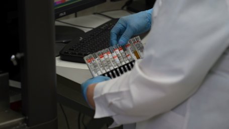 Восьмое место в России на рынке гослабораторий занимает лаборатория Центра СПИД на Камчатке 11