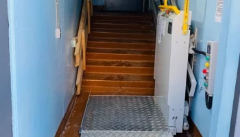 Подъемные устройства для маломобильных жителей установлены в двух домах Петропавловска-Камчатского