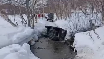 Еще одно ДТП случилось на дороге к Карымшинским горячим источникам на Камчатке