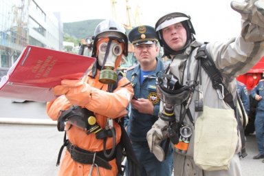 Пожарно-тактические учения прошли на Камчатке на Хладокомбинате 4