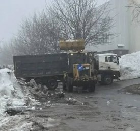 Состояние центральных магистралей в условиях непогоды пытаются отслеживать дорожные службы Петропавловска-Камчатского 1