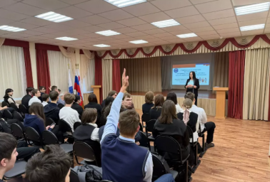 С экспериментом по расширению доступа к среднему профессиональному образованию знакомят школьников на Камчатке 0