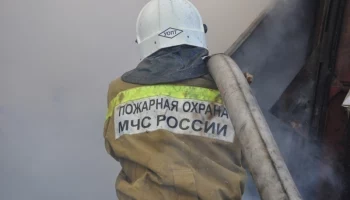 В Петропавловске-Камчатском огнеборцы ликвидировали возгорание в гараже