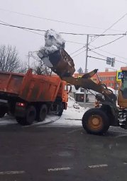 Плановые работы по очистке улиц продолжаются в Петропавловске-Камчатском 1