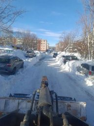 Расчистка магистралей, внутриквартальных проездов и придомовых территорий идет в Петропавловске-Камчатском 1