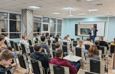 Шесть школьников из Елизовского района приняли участие в пятой юбилейной Школе физики на Камчатке 2